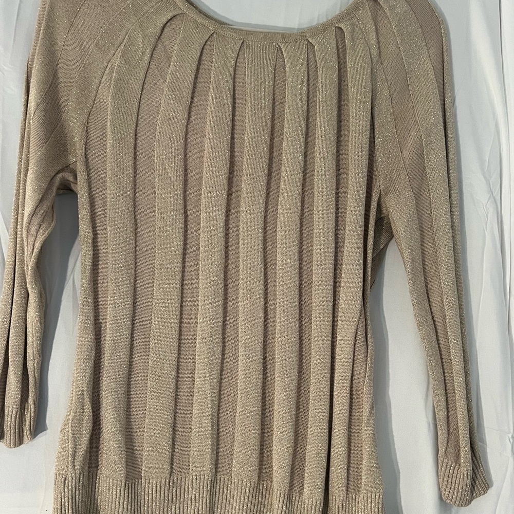 Joseph Women’s Tan/GoldLong Sleeve Crew Neck Sweater with Fine Knit Texture